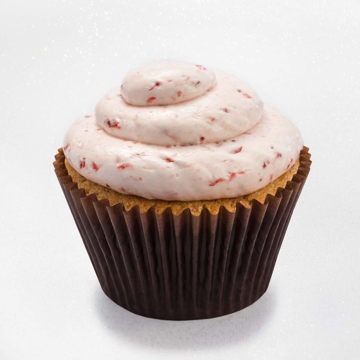 Strawberry cupcake with strawberry mousse